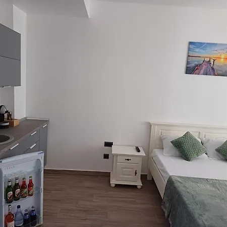 Sunrise Mv 15 Mamaia