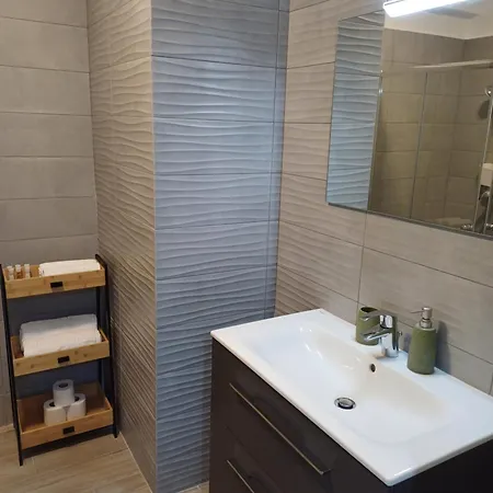 Apartment Sunrise Mv 15 Mamaia